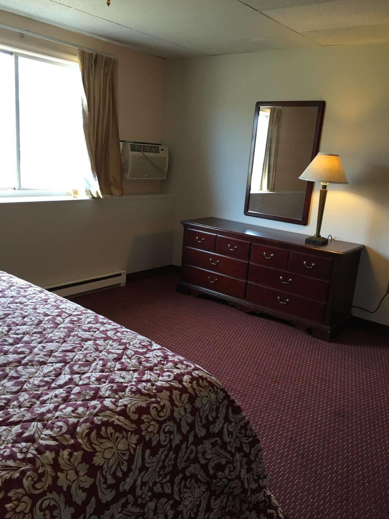 Iron Horse Inn Simsbury Kültér fotó