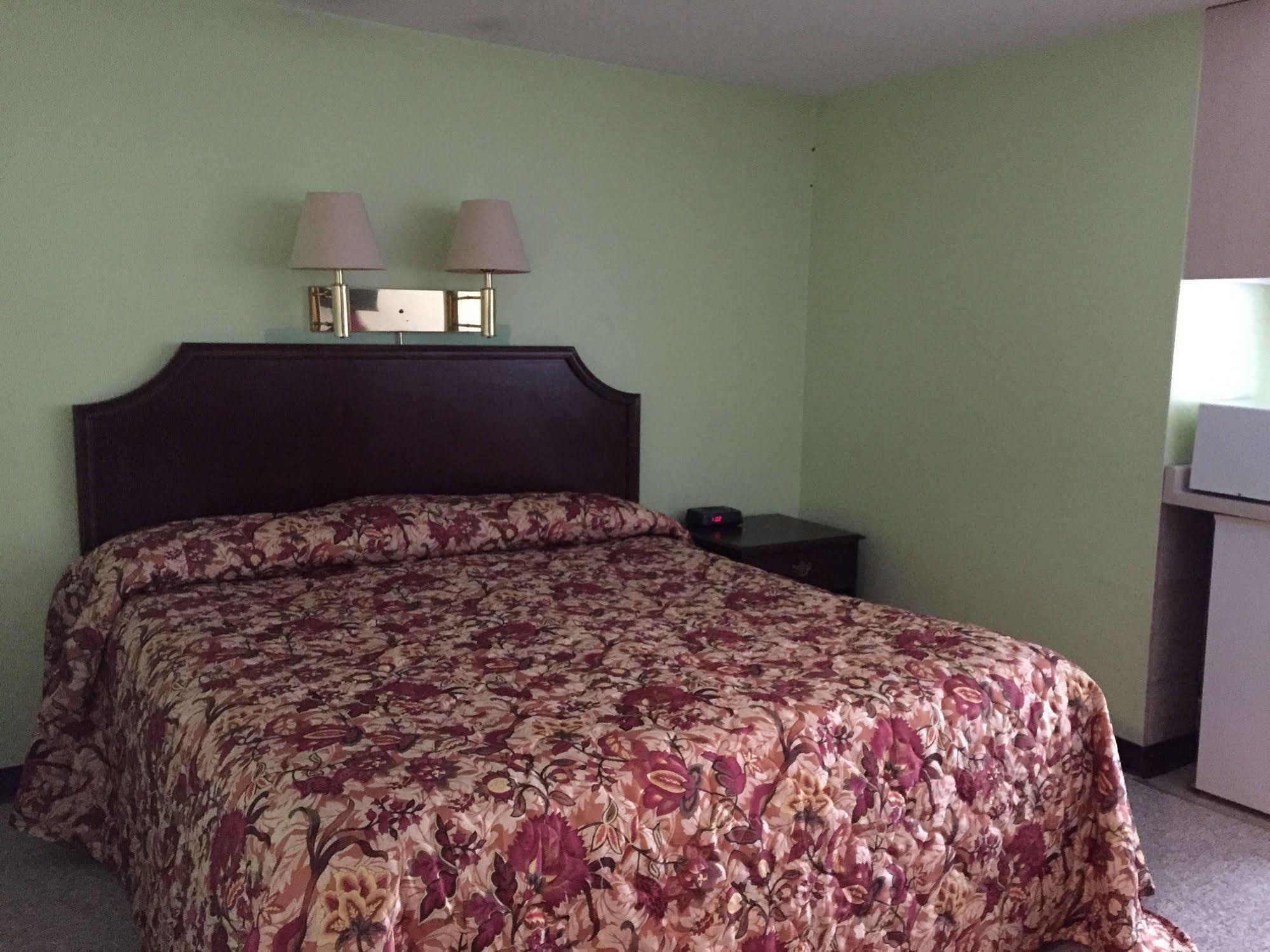 Iron Horse Inn Simsbury Kültér fotó