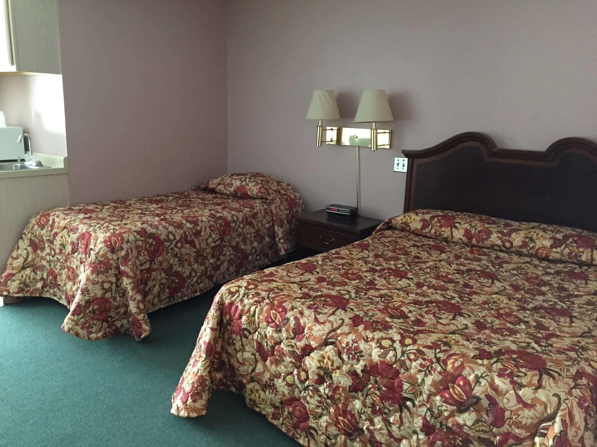 Iron Horse Inn Simsbury Kültér fotó